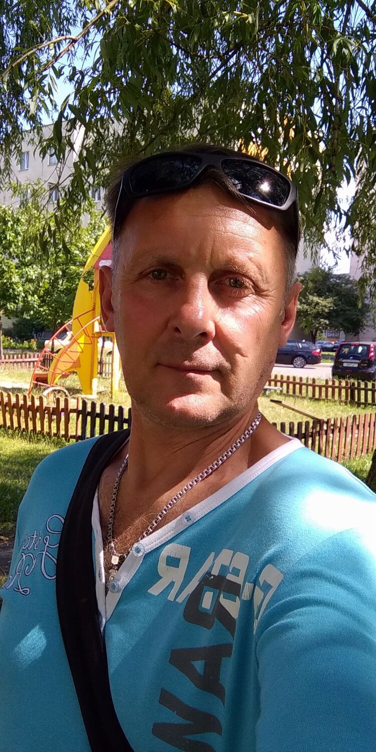  52931183  SERGEI, 55 ,    