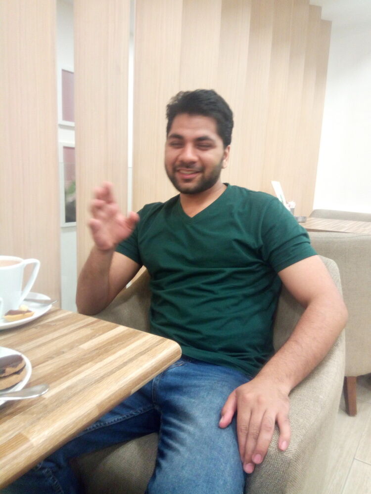  17582923  Ahmed Hamed, 37 ,    