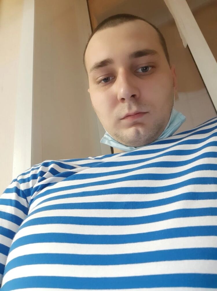  47463933  , 23 ,    