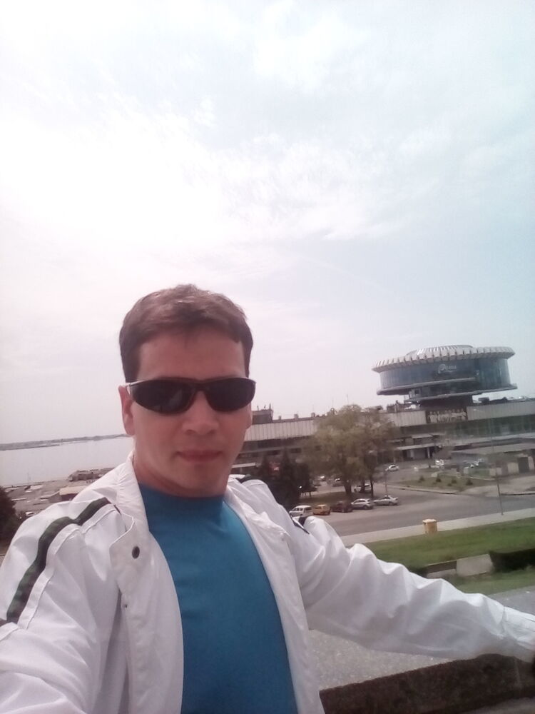  ,   Vlad, 37 ,  