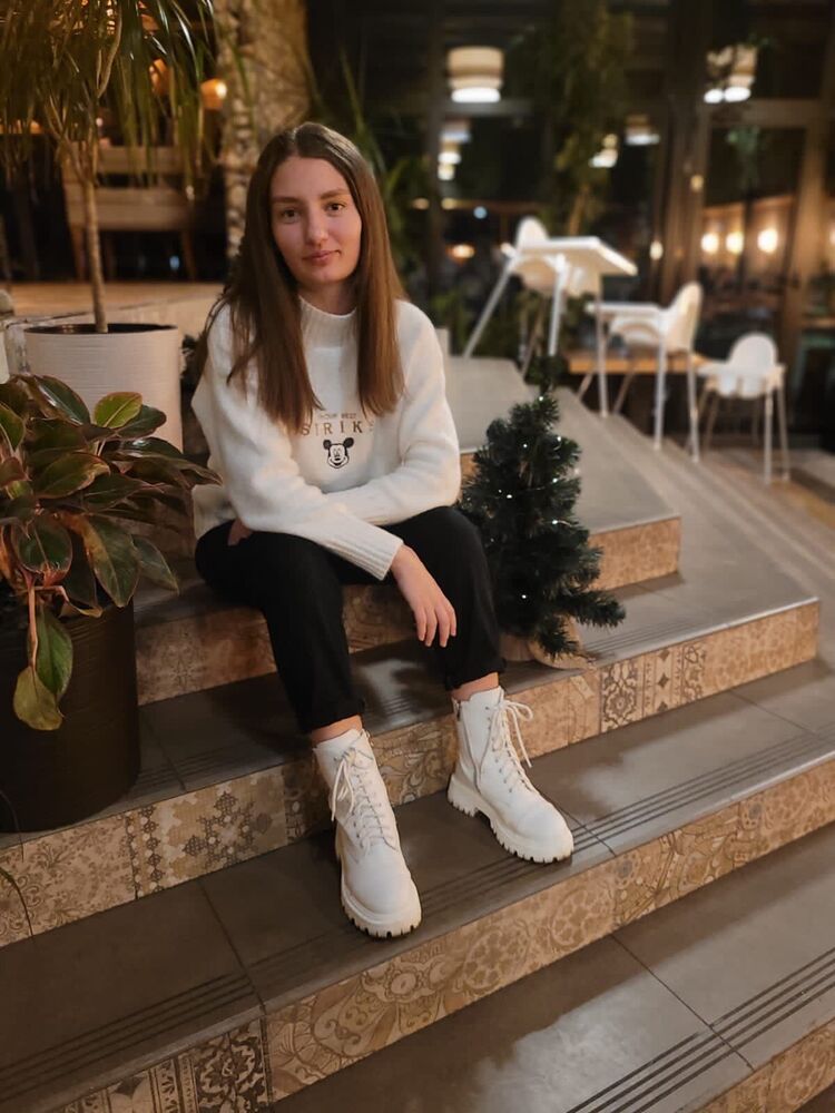  --,   , 22 ,     , c 