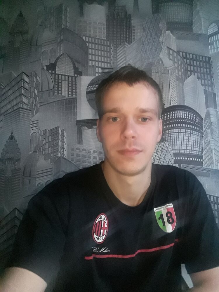  ,   Dmitry, 32 ,   ,   