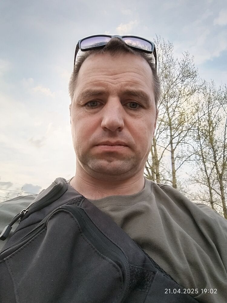  ,   Dima, 44 ,   ,   , c , 