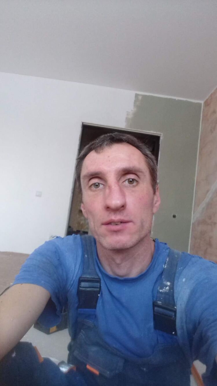  43375083  , 49 ,    