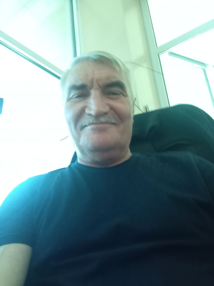  40239853  , 74 ,    --