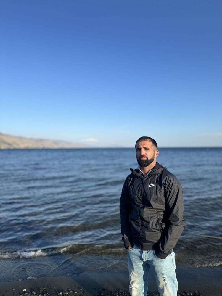 ,   Mikael, 33 ,   ,   , c , 