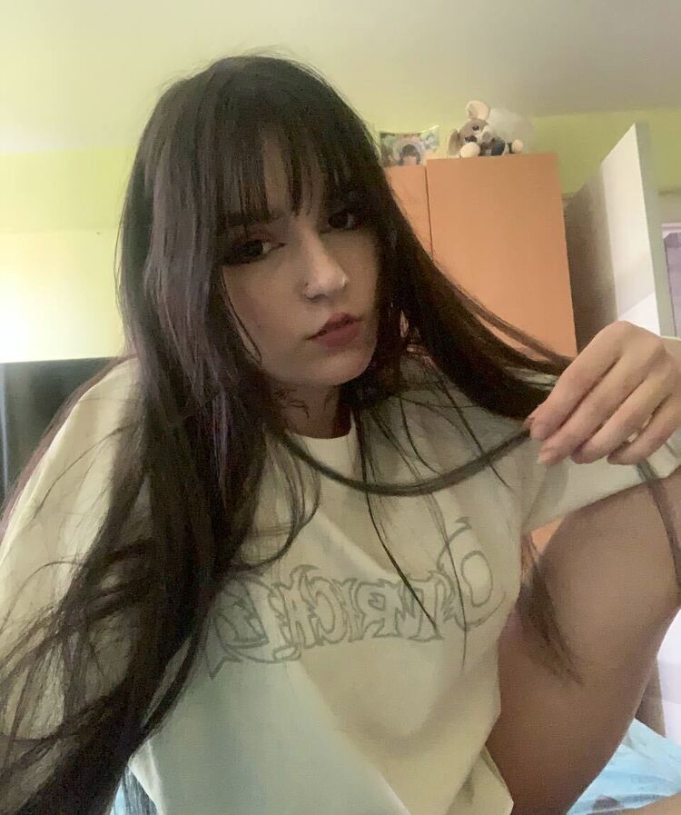  44354033  , 20 ,    -