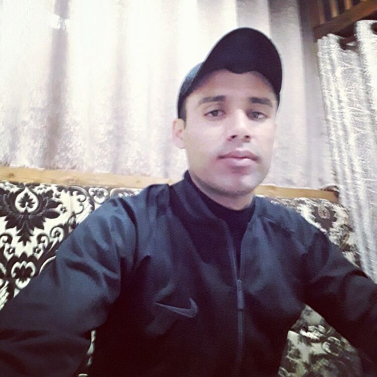  ,   Firuzjon, 37 ,   ,   , c 