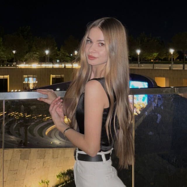  47584443  Angelina, 23 ,    