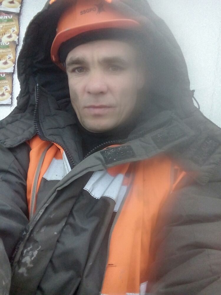  42477073  , 43 ,    