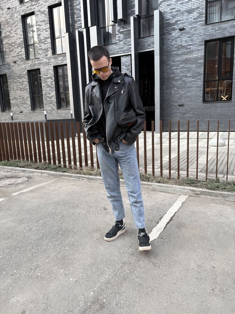  52088933  , 21 ,    