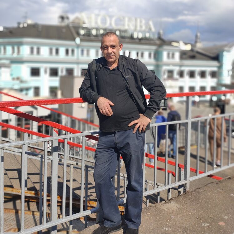  43576613  Saqo, 51 ,    