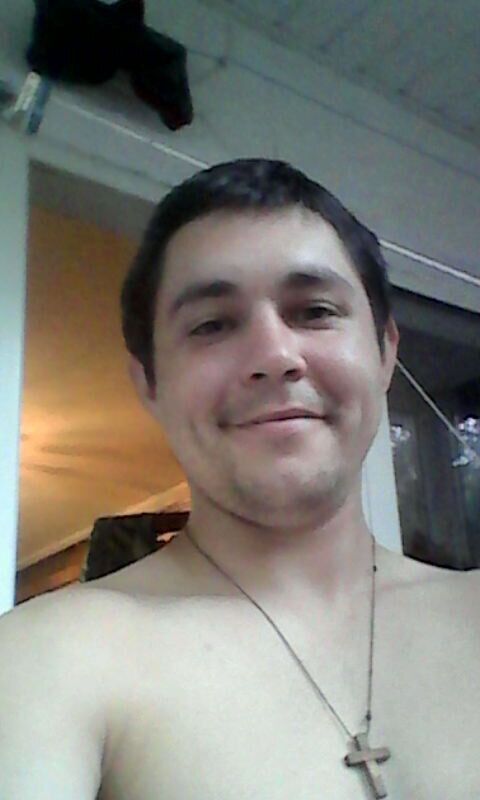  ,   Max Che, 34 ,   ,   