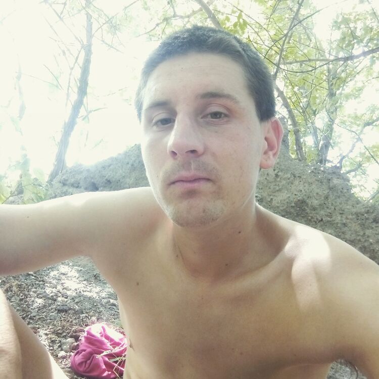  16955543  Ivan, 31 ,    