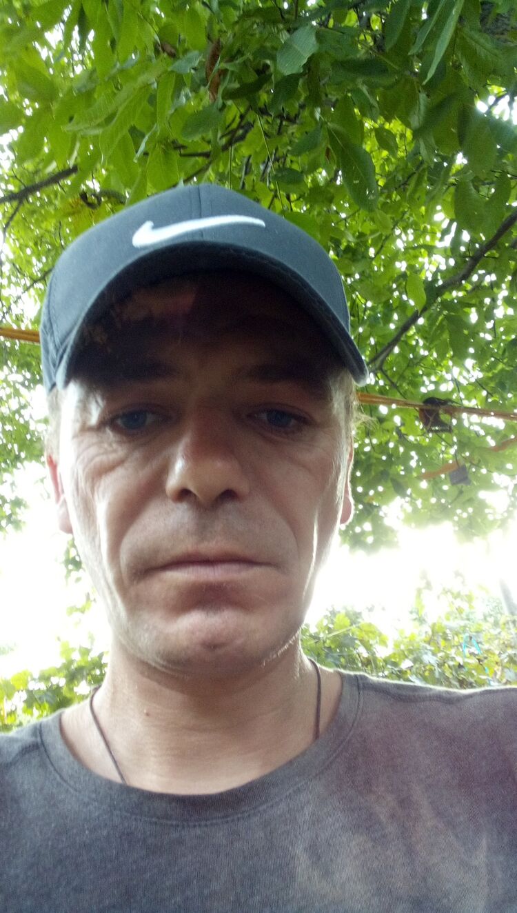  45998203  Serghei, 37 ,    