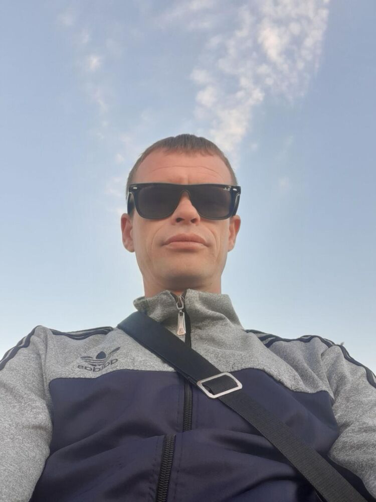  49607973  , 38 ,    