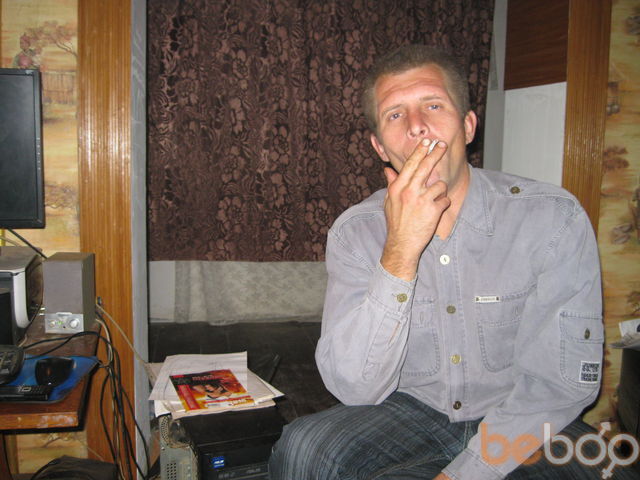  595593  Igor, 49 ,    