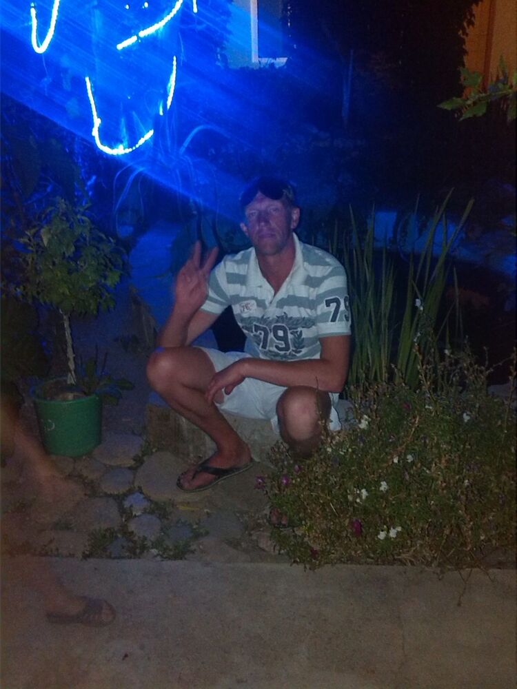  ,   Gena, 49 ,   