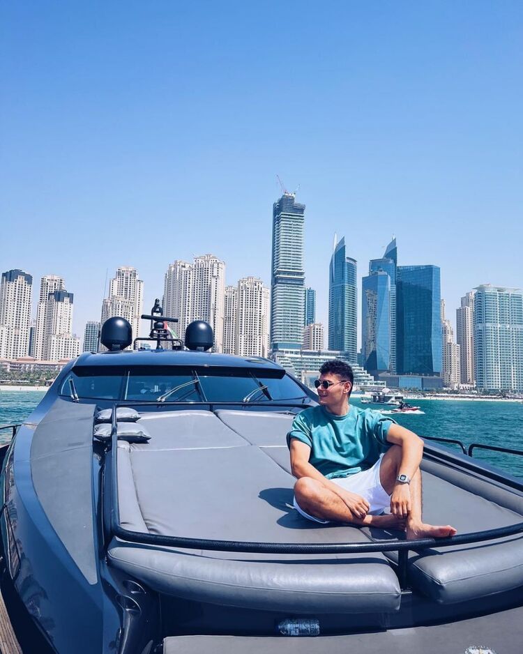 ���������� ����, ���� ������� ������, 33 ����, ������������ ��� ����� � ���������, c�������� ���������