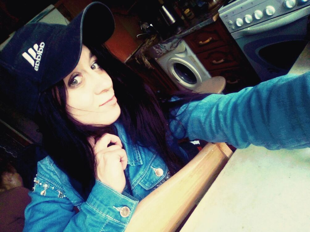  48916563  , 32 ,     