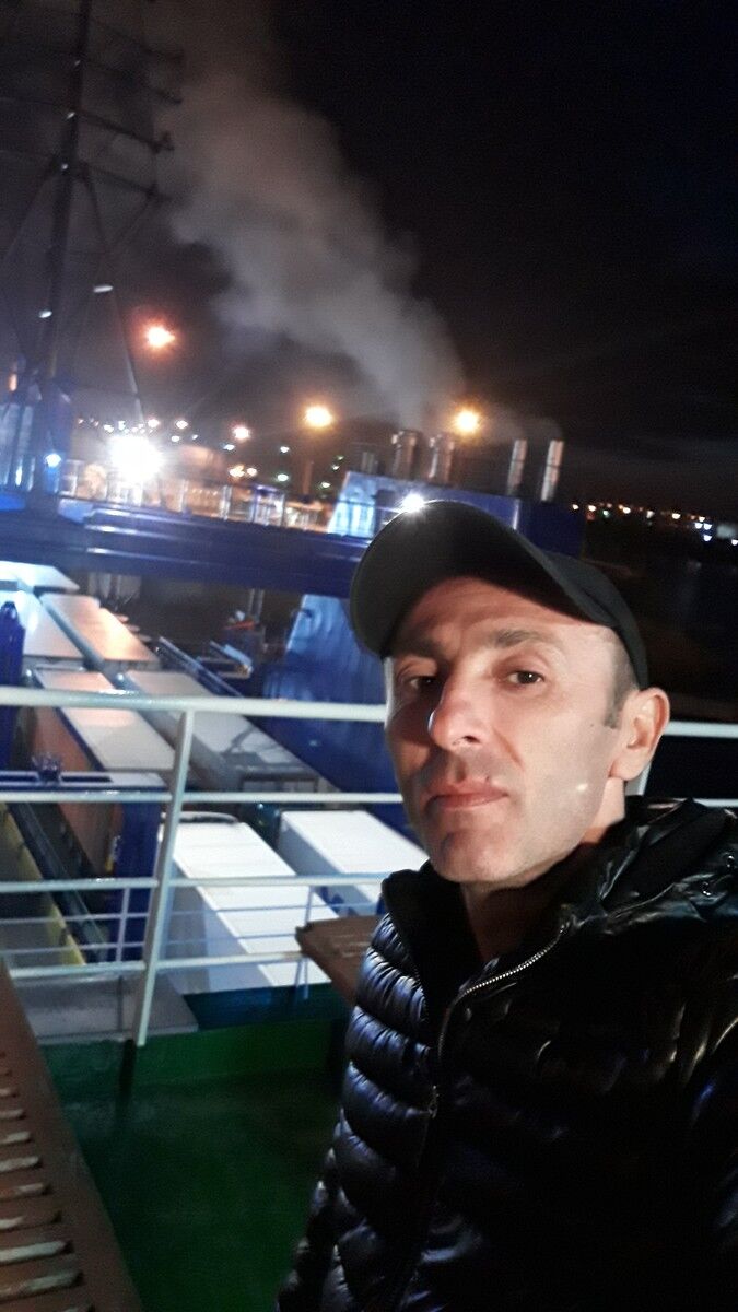  ,   Nahid, 43 ,   ,   , c 