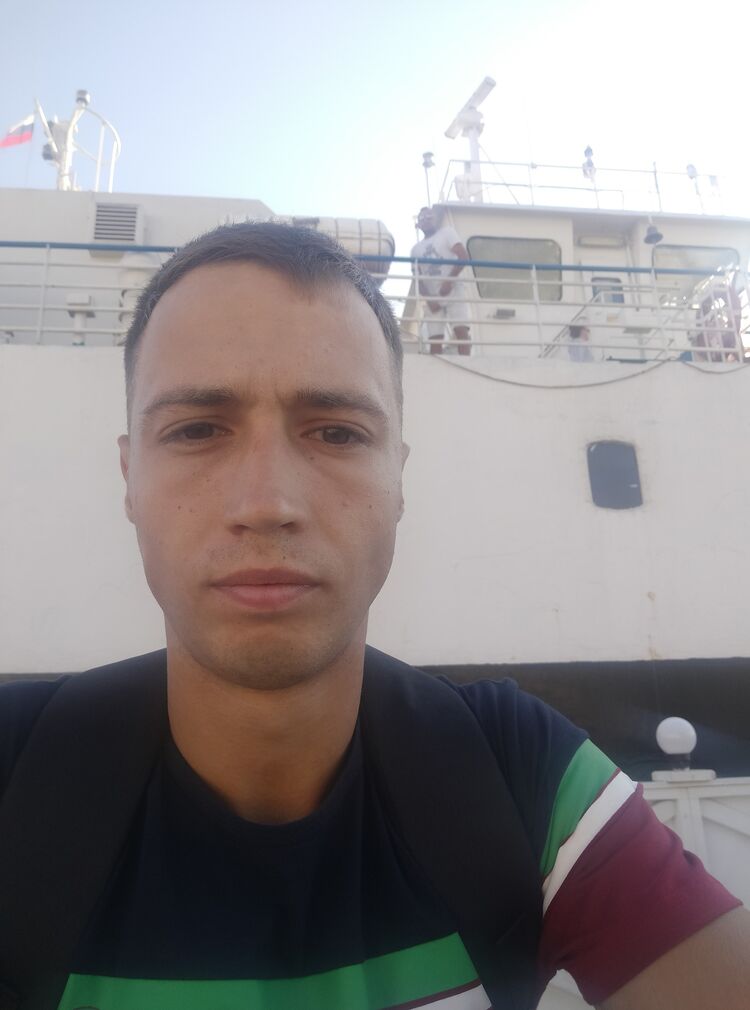 ���� 40727373 ������� �����, 32 ����, ���� ���������� � �����������