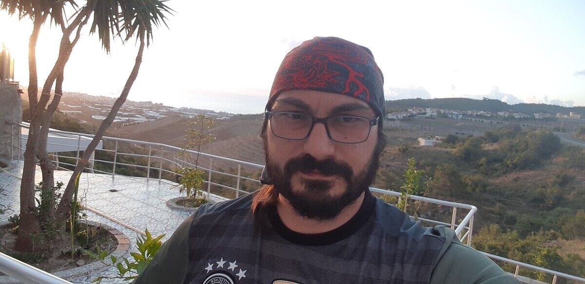  21182683  Saltuk eren, 39 ,    Alanya