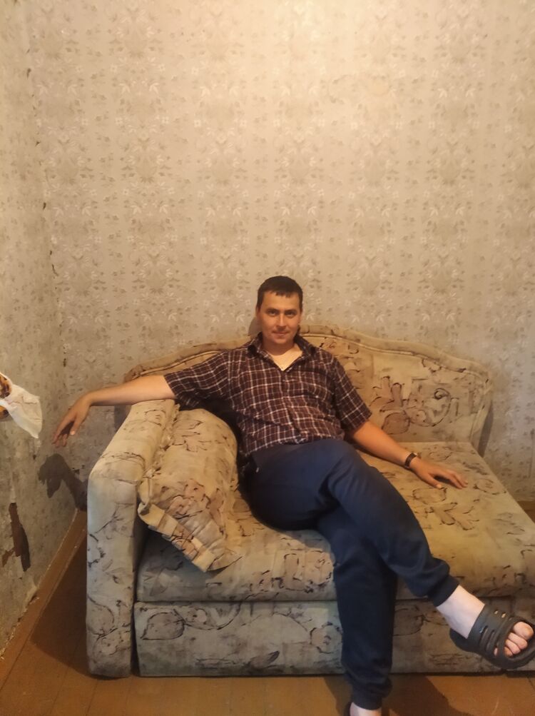  28527313  , 35 ,    