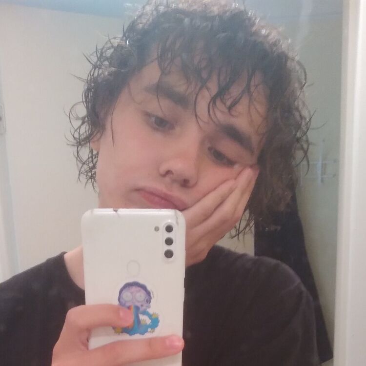  26504543  Igor, 23 ,    -