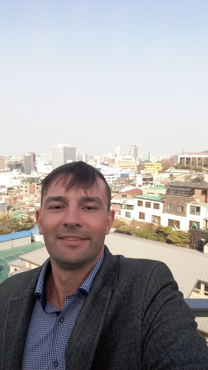  ,   Yury, 41 ,   ,   , c 