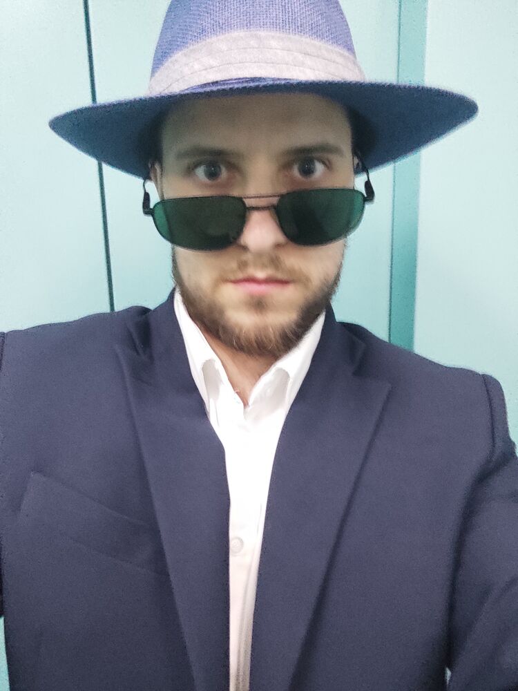  43560593  , 28 ,    -