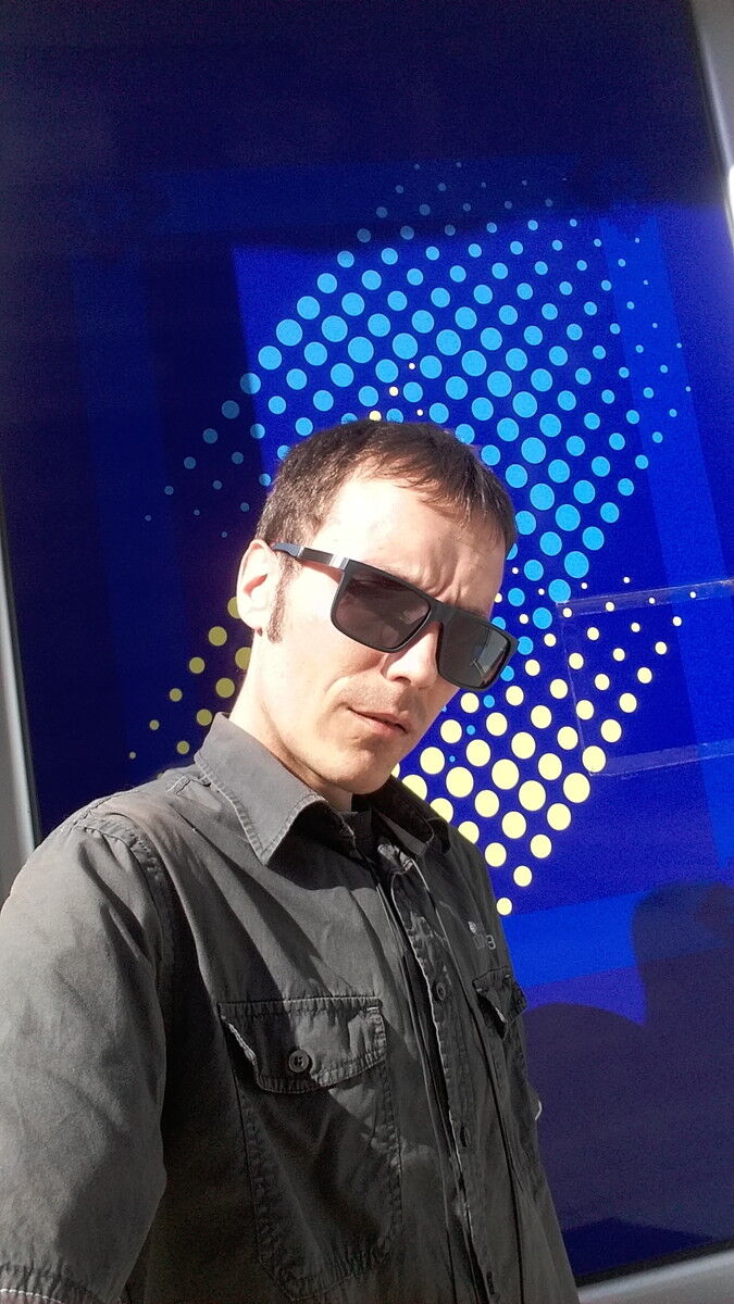 ���� 12038233 ������� ����, 43 ����, ���� ���������� � ���������