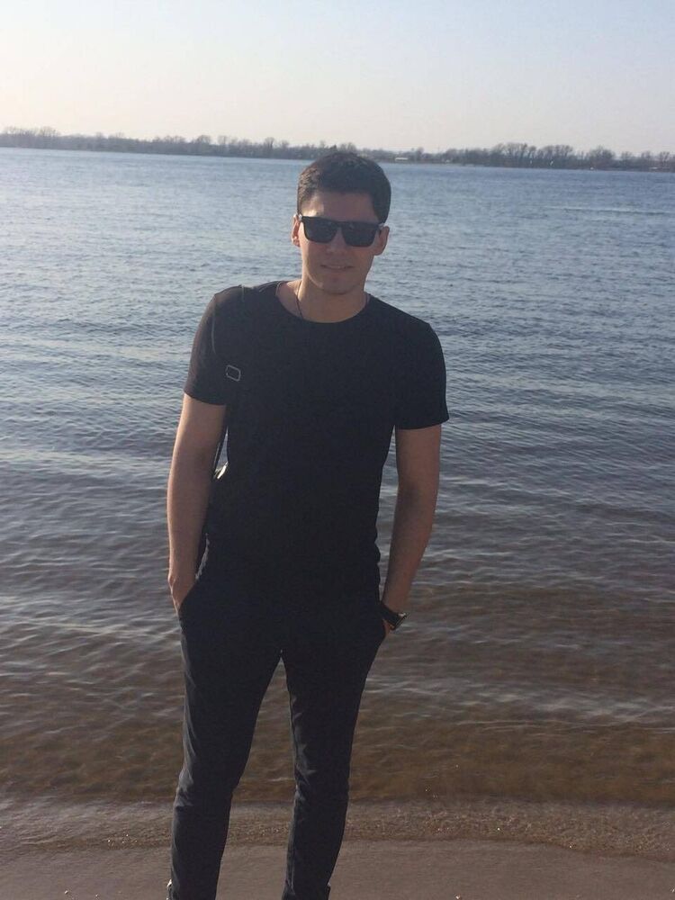  ,   JustAlex, 32 ,   