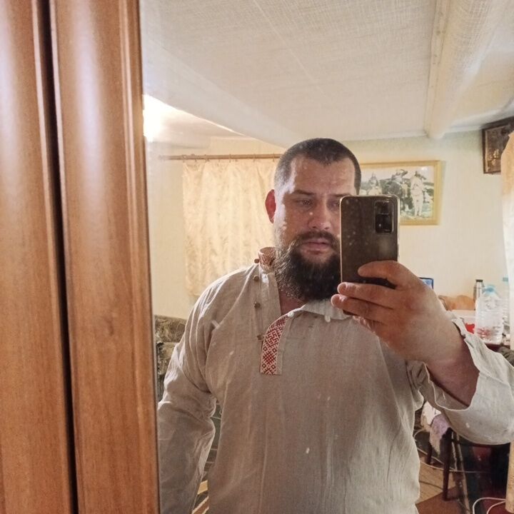  34962193  Alexandr, 37 ,    