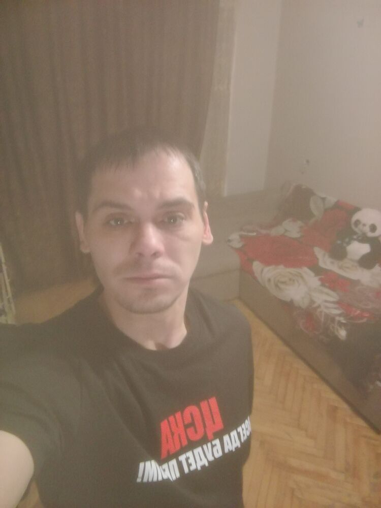  48976133  , 35 ,    