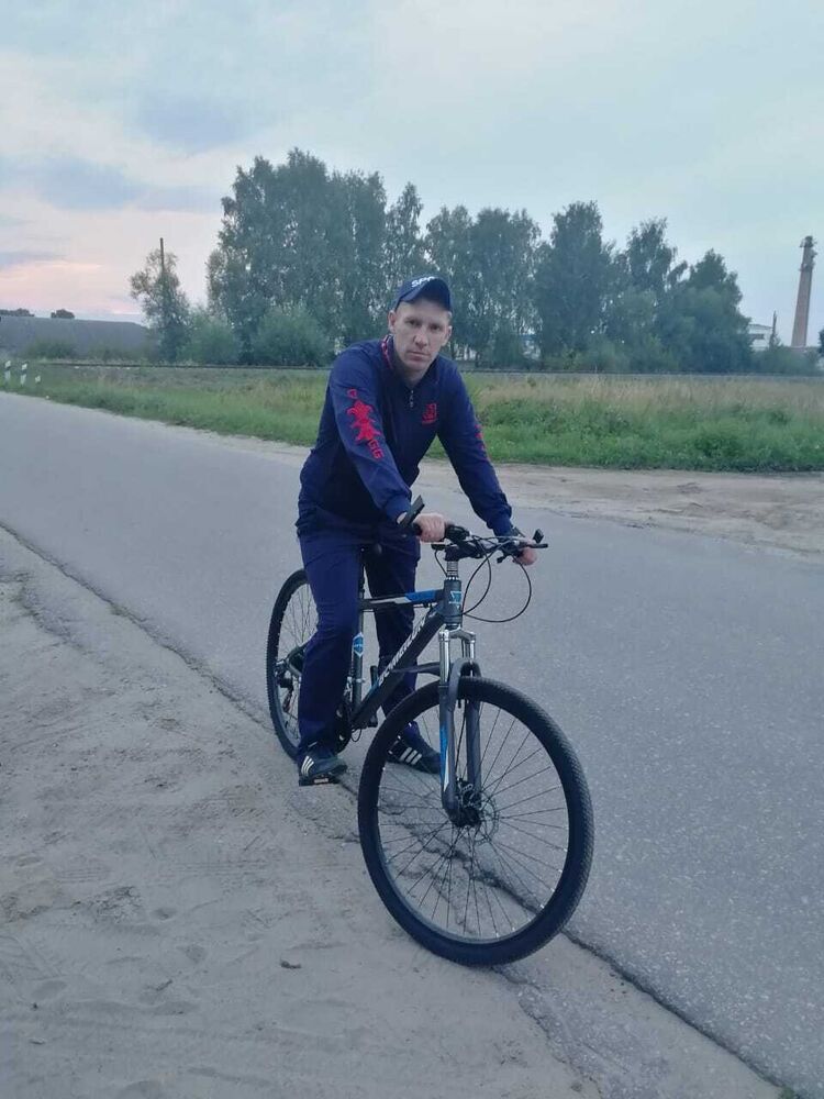 ,   Pawel, 38 ,   , c , 
