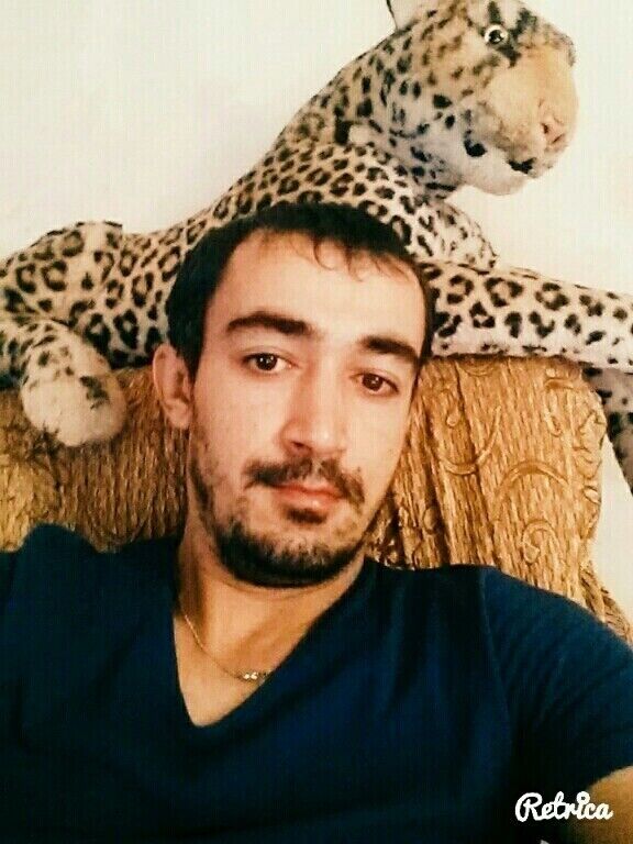  22513873  RAUF, 41 ,    