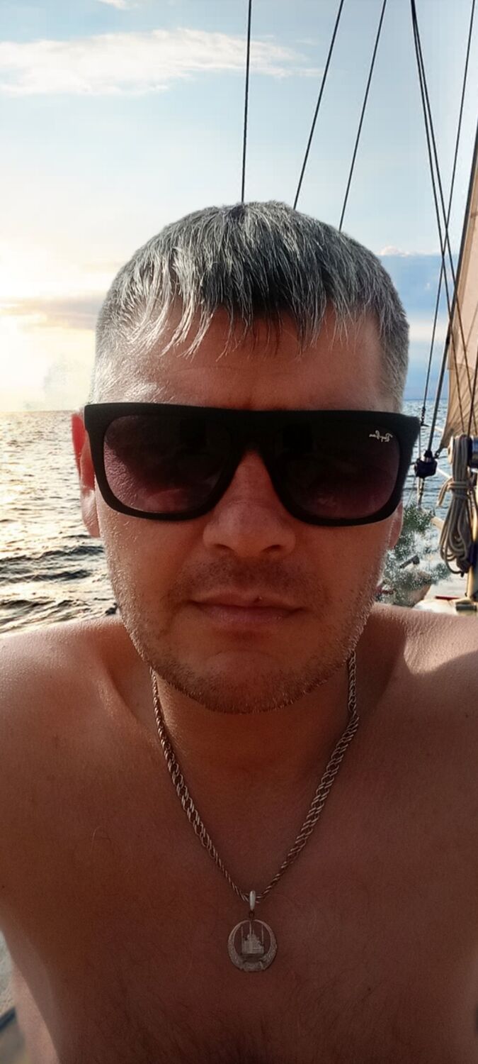  41681133  Ramil, 41 ,     