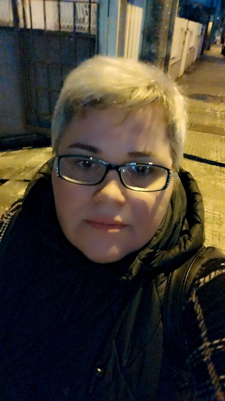  ,   Tatiana, 53 ,   c 