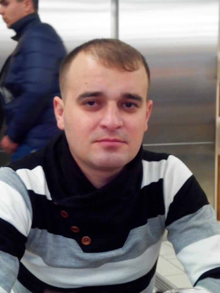  ,   Ruslan, 40 ,   ,   , c 
