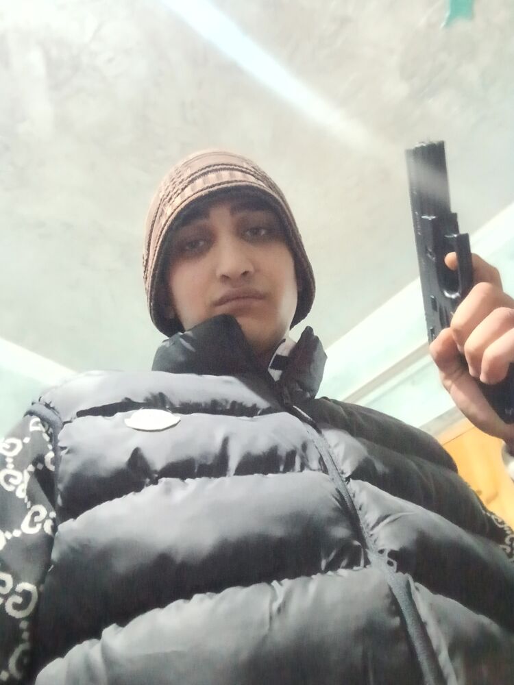  50238783  Bachana, 20 ,    