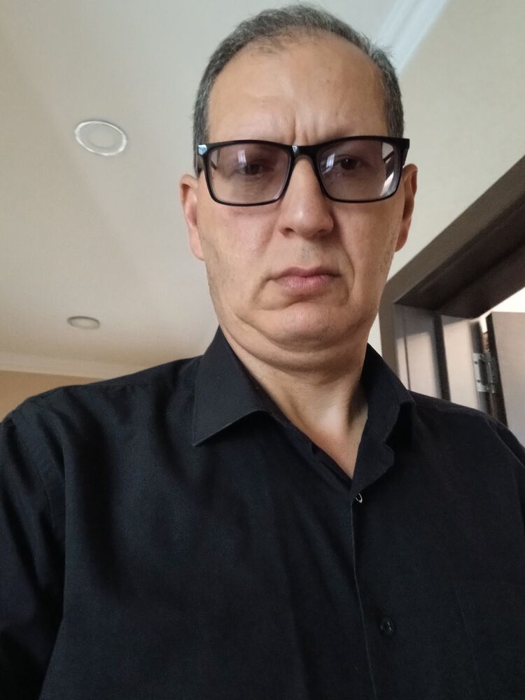  52886773  , 45 ,    