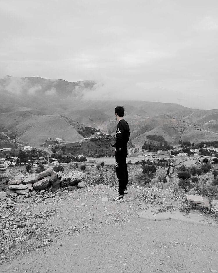  31546043  Said, 24 ,    -