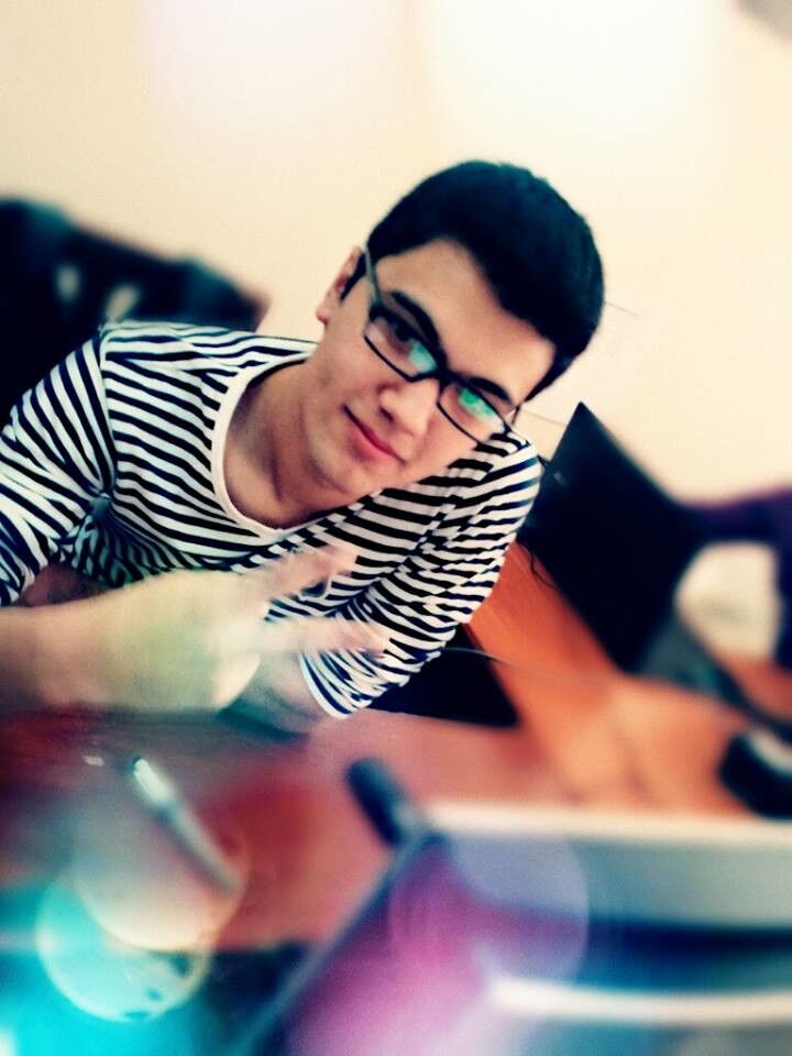  4697913  Bekhruz, 30 ,    