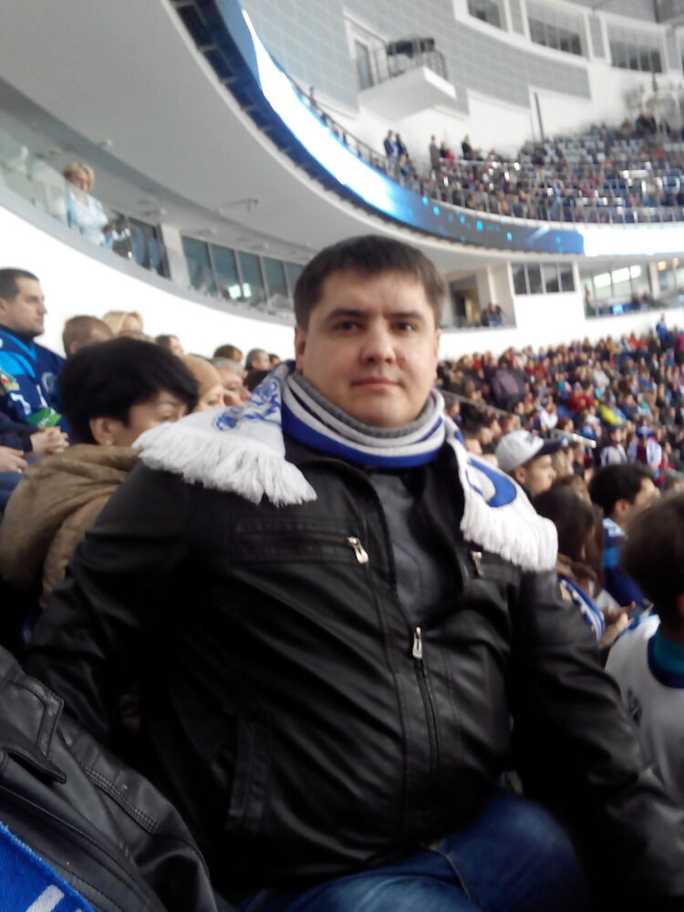  5488503  Sergei, 42 ,    