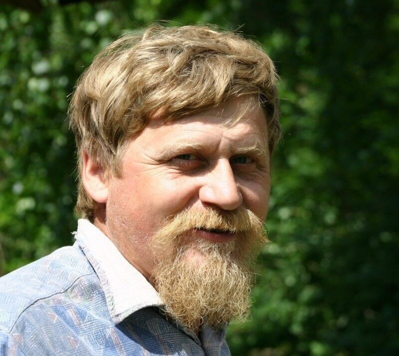 ���� 9854213 ������� �� �����, 44 ����, ���� ���������� � �����������