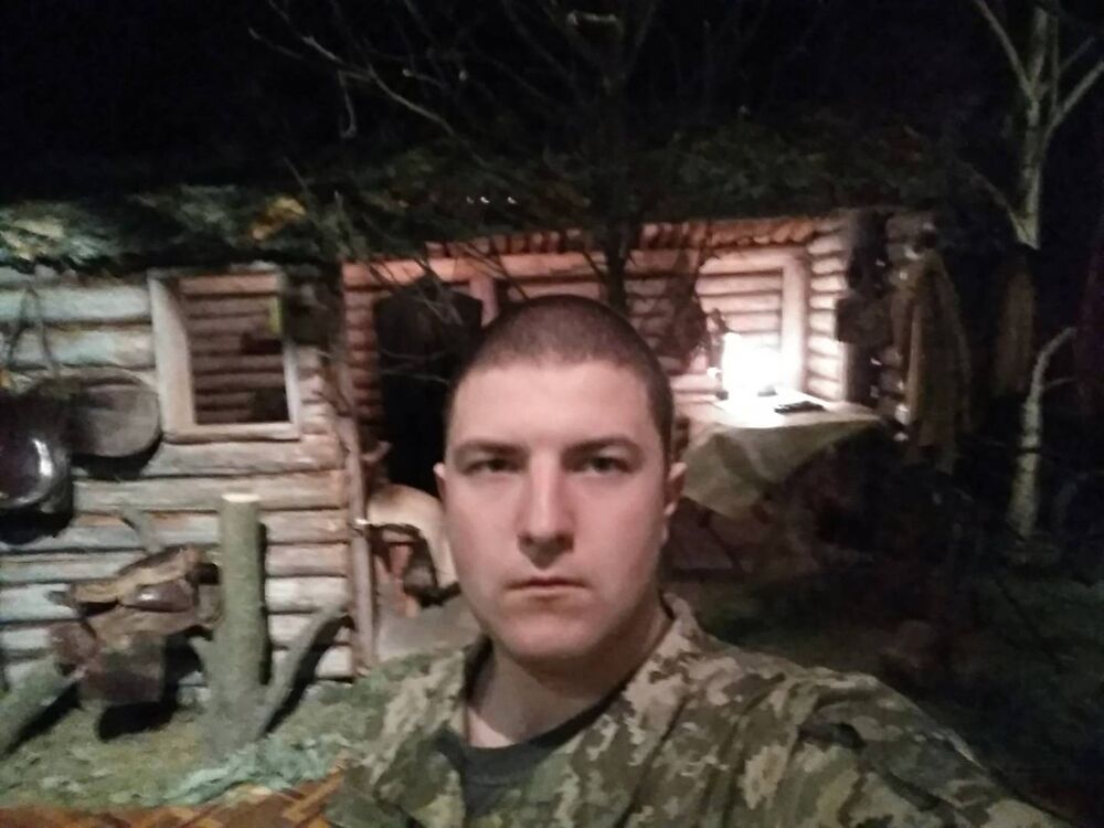  ,   Petro, 31 ,   ,   , c 