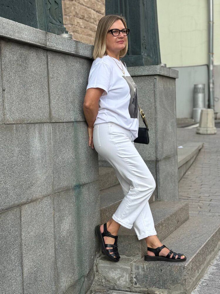  -,   , 44 ,   ,   
