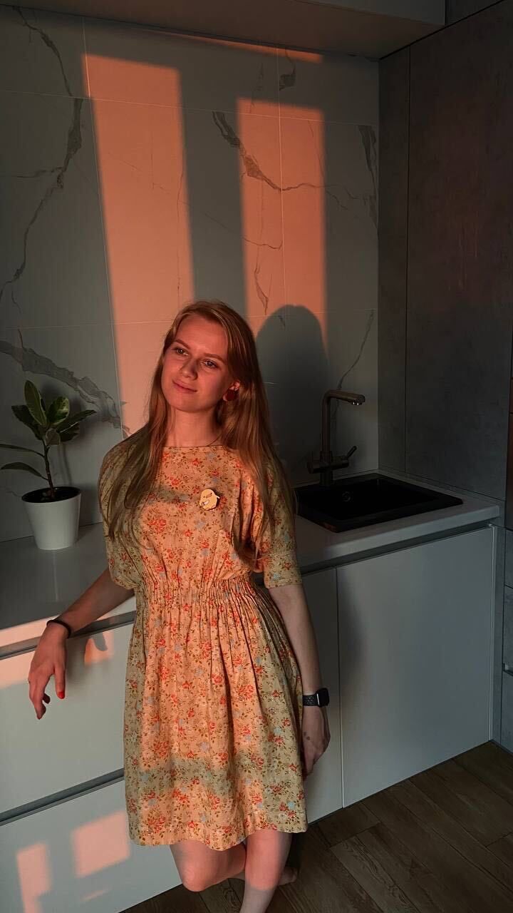  33517153  , 26 ,    