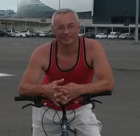   ,   Aleks, 61 ,  